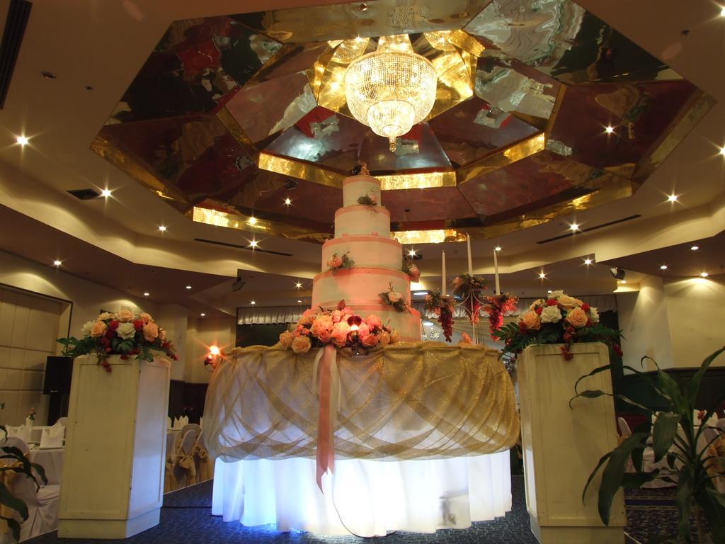 Ratchada City Hotel Бангкок Экстерьер фото